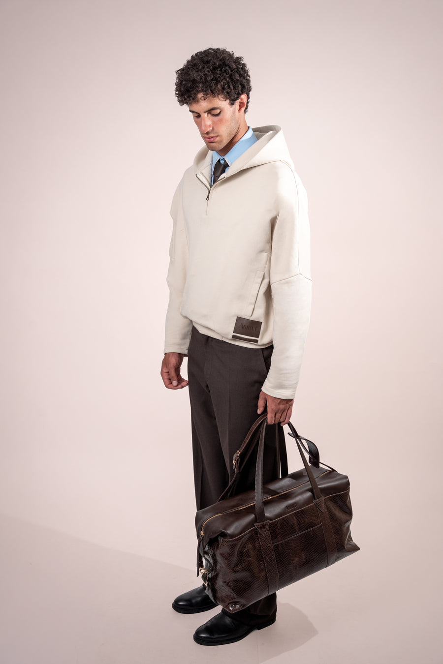 The ARRIVÉ 001