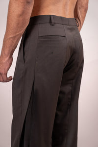 The ARRIVÉ Signature Suit